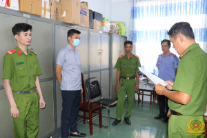 Bắt tạm giam đối tượng