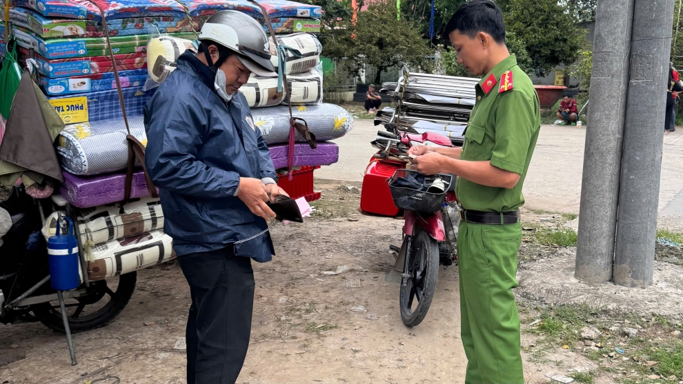Công an xã Tân Quới quyết tâm kéo giảm tai nạn giao thông trên địa bàn