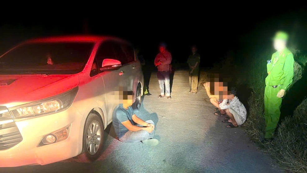 Cac doi tuong bi tam giu
