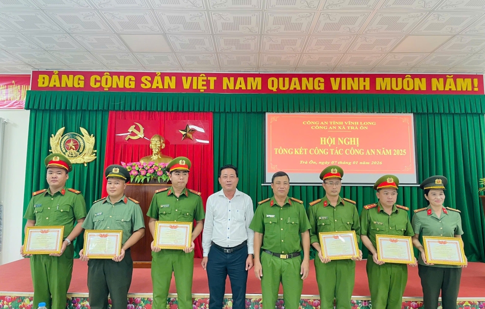 CHUP ANH LUU NIEM