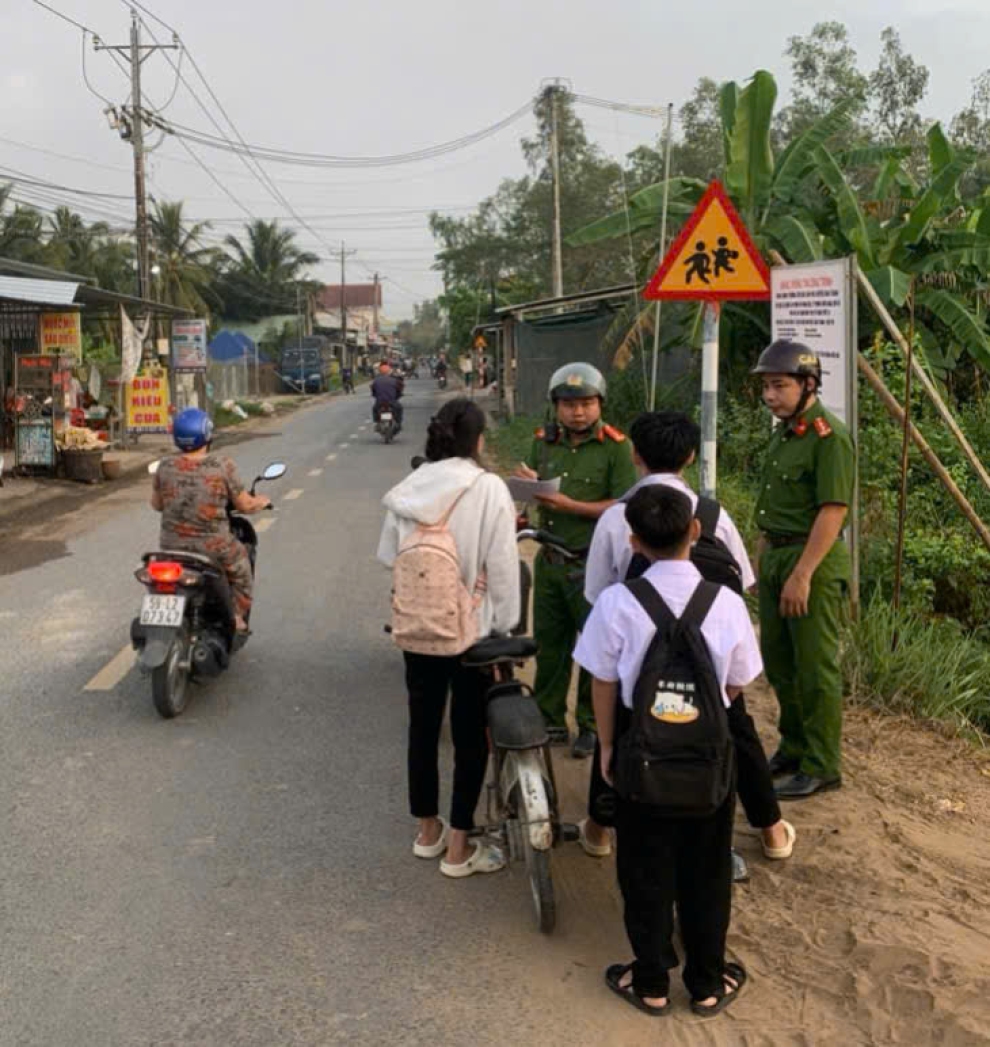 ghi biên bản