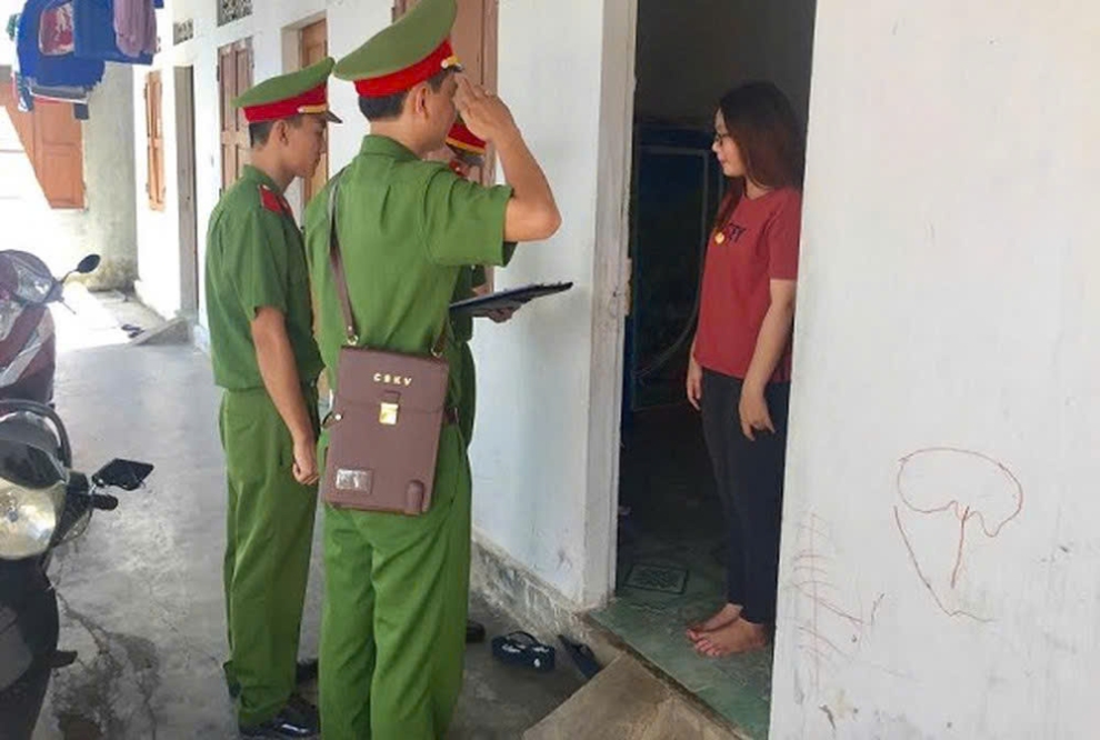 HÌNH ẢNH CÔNG AN PHƯỜNG KIỂM TRA CƠ SỞ LƯU TRÚ, NHÀ TRỌ