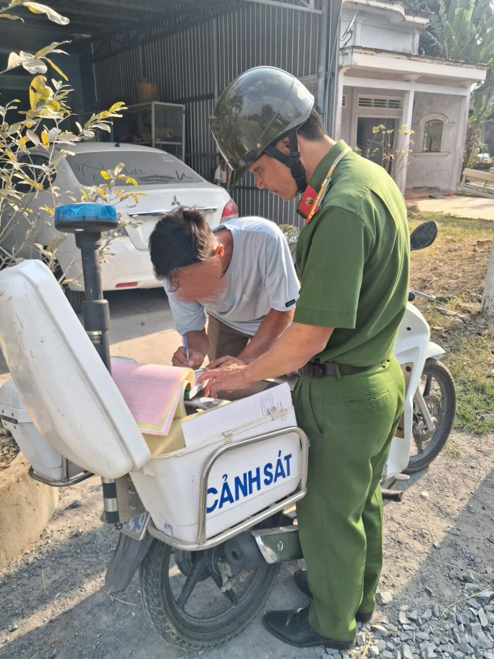 Lập biên bản trường hợp vi phạm