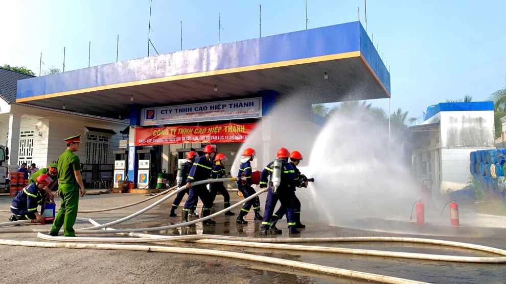 Thực tập phương án chữa cháy, cứu nạn, cứu hộ tại Công ty TNHH Cao Hiệp Thành