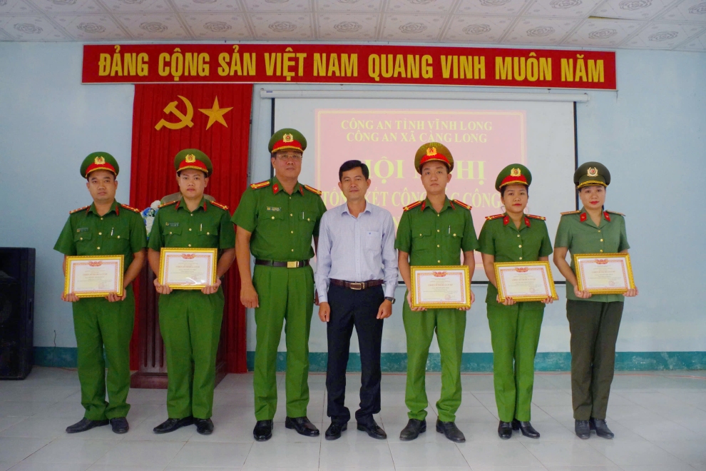Công an xã Càng Long tổng kết công tác Công an năm 2025