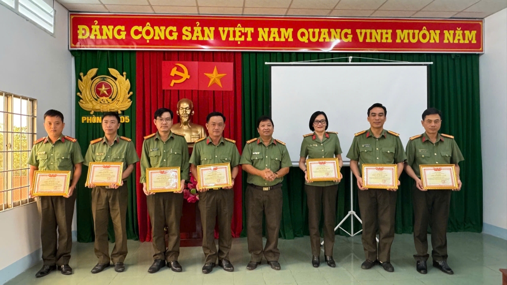 Giữ vững vai trò nòng cốt trong công tác bảo đảm an ninh mạng trên địa bàn tỉnh Vĩnh Long