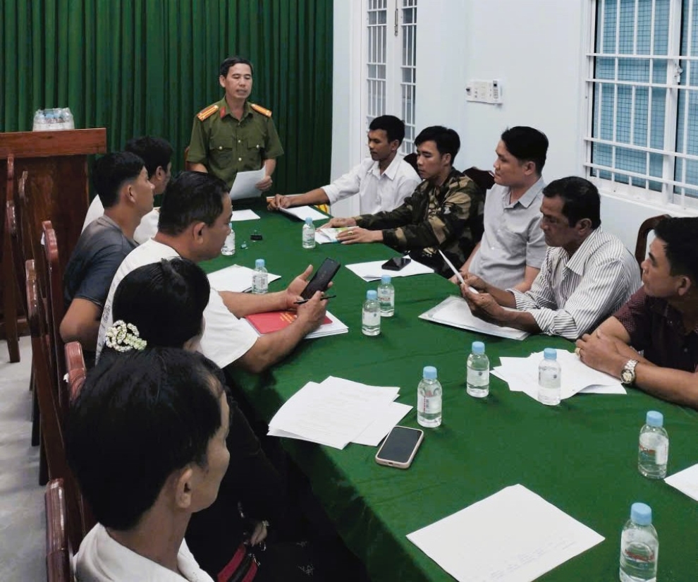 Tuyên truyền, phổ biến pháp luật cho các cơ sở kinh doanh có điều kiện về an ninh trật tự trên địa bàn