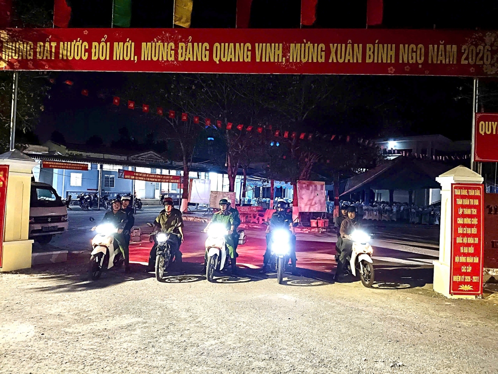 3 Phối hợp tuần tra bảo đảm ANTT