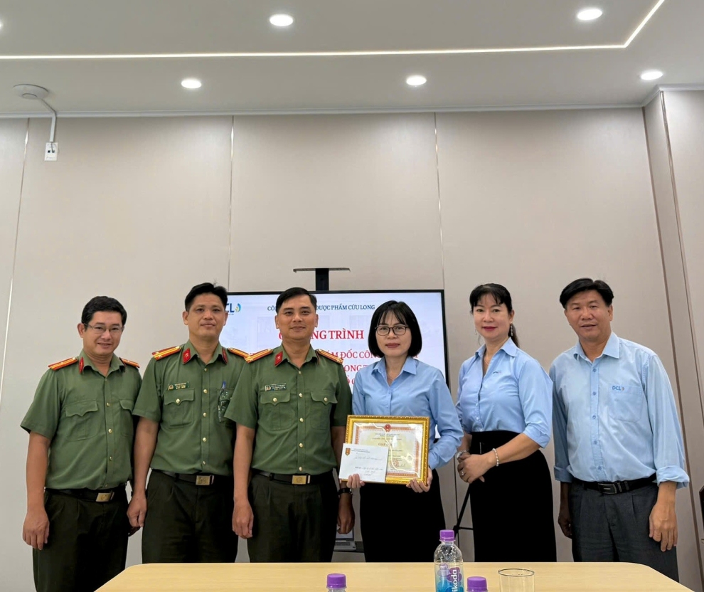 anh 1