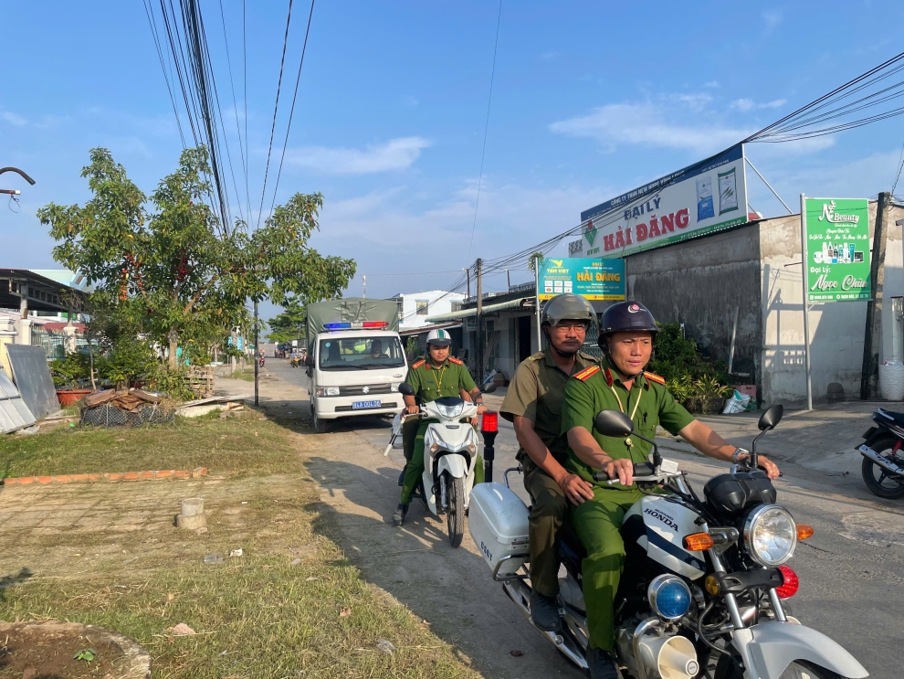 Ảnh CBCS tuần tra kiểm soát