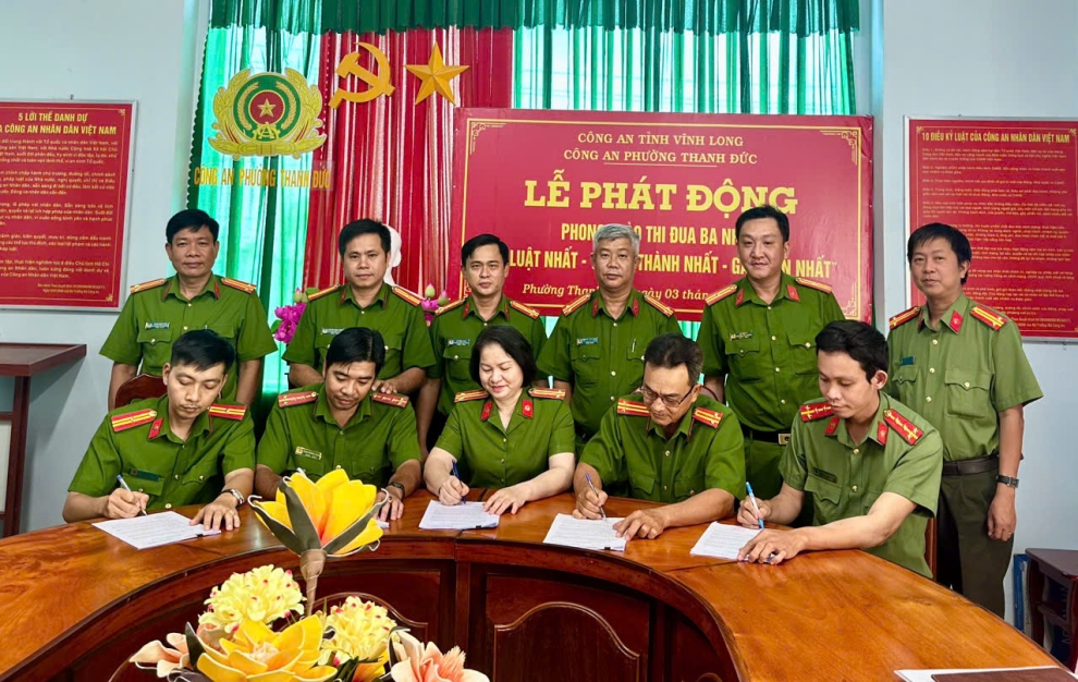 Công an phường Thanh Đức phát động phong trào thi đua “Ba nhất”