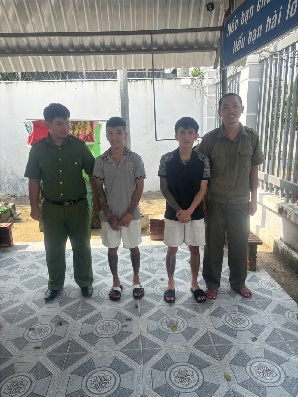 CAP Thanh Đức đưa các đối tượng đi cai nghiện bắt buộc và tự nguyệnc15216862