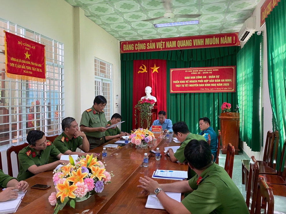 Công an xã Châu Hưng tổ chức Hội nghị ký kết cùng Ban chỉ huy Quân sự xã
