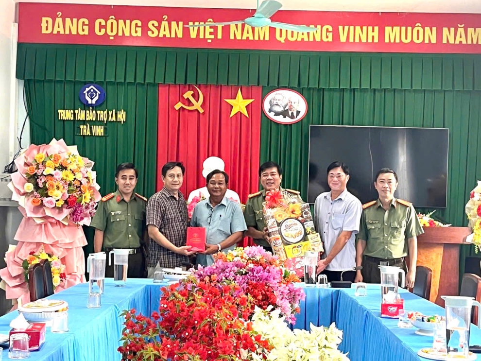 HINH ANH