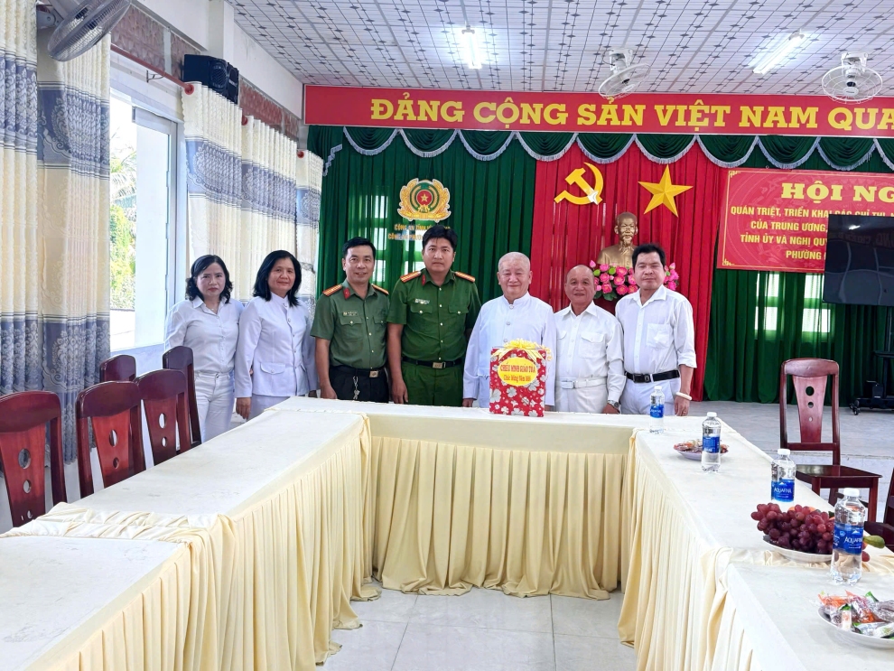 HÌNH CHÚC TẾT 2