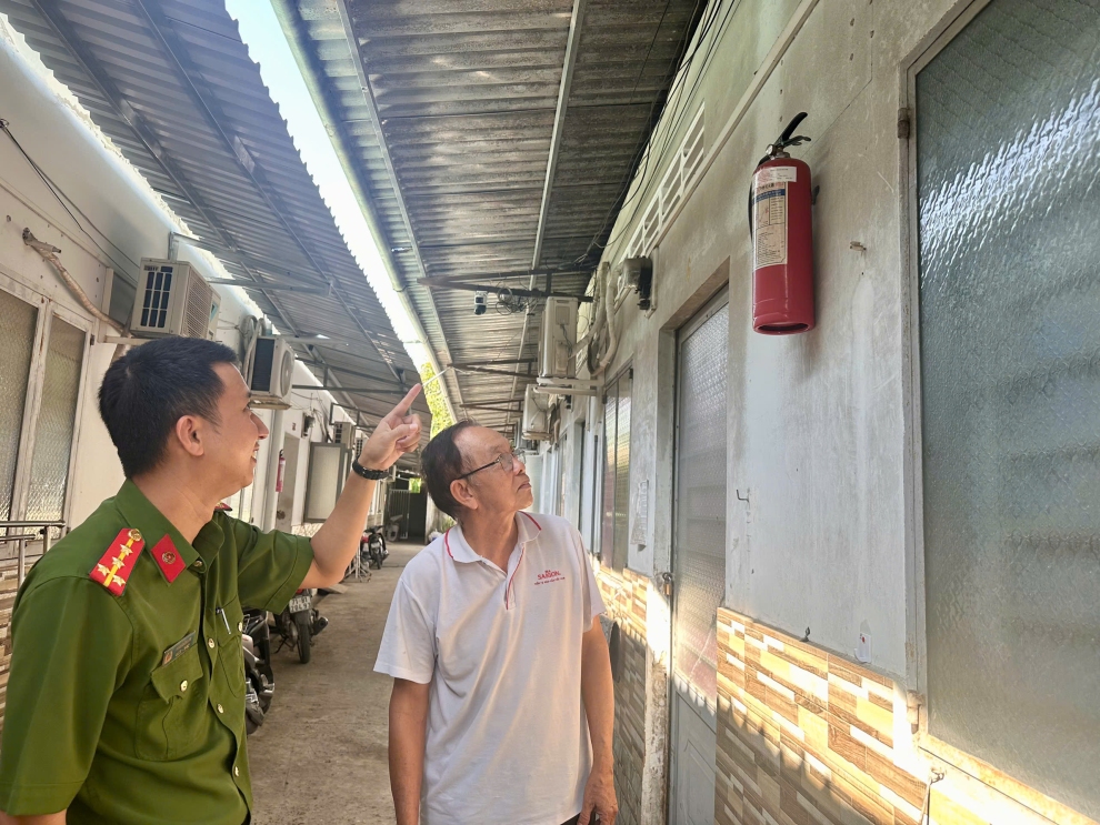 Kiểm tra thiết bị chữa cháy tại các cơ sở nhà trọ 1