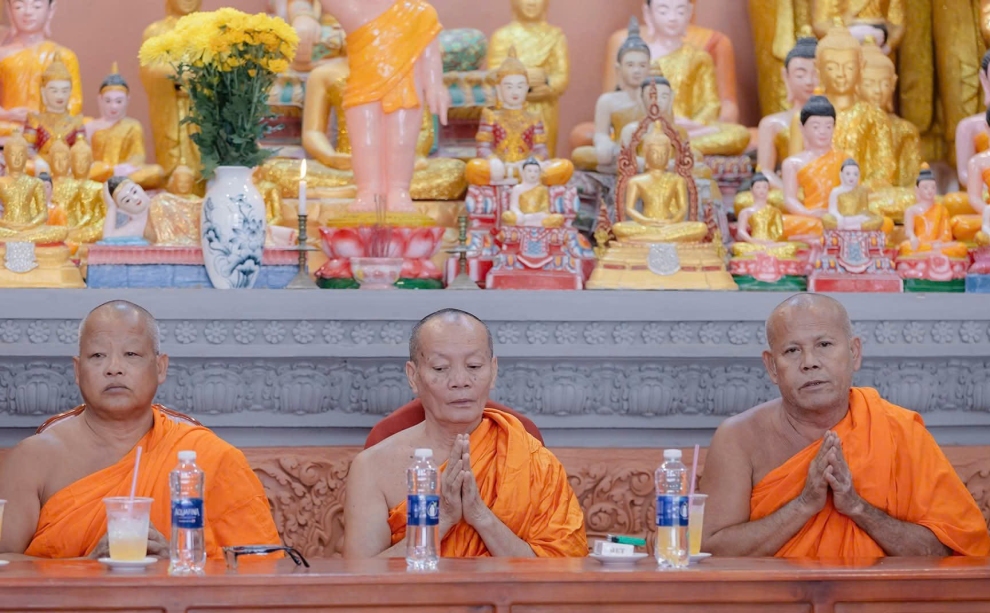 LANH DAO HOI DKSSYN TINH