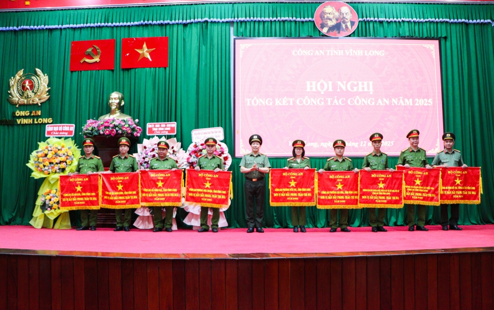 Phòng An ninh nội địa Công an tỉnh Vĩnh Long lá cờ đầu trong phong trào toàn dân bảo vệ an ninh Tổ quốc