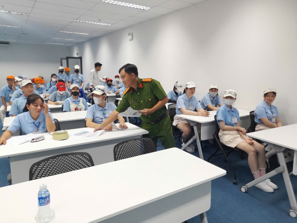 Phát huy hiệu quả công tác tuyên truyền pháp luật, triển khai sáng kiến “Bạn đồng hành pháp luật số” cho công nhân khu công nghiệp trên địa bàn phường Cái Vồn