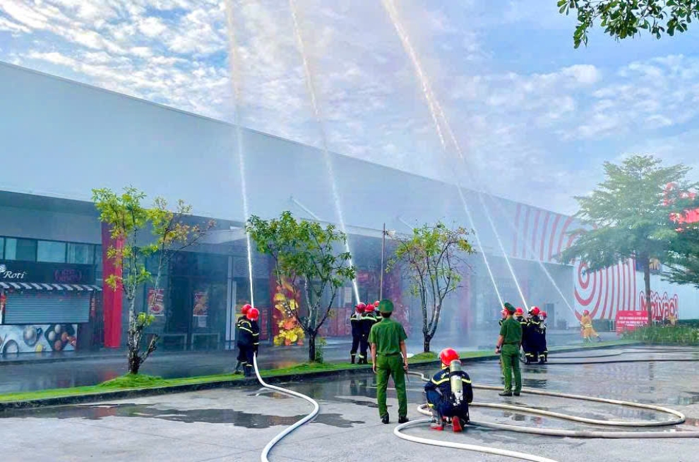 Chủ động phòng cháy tại nơi tập trung đông người dịp Tết