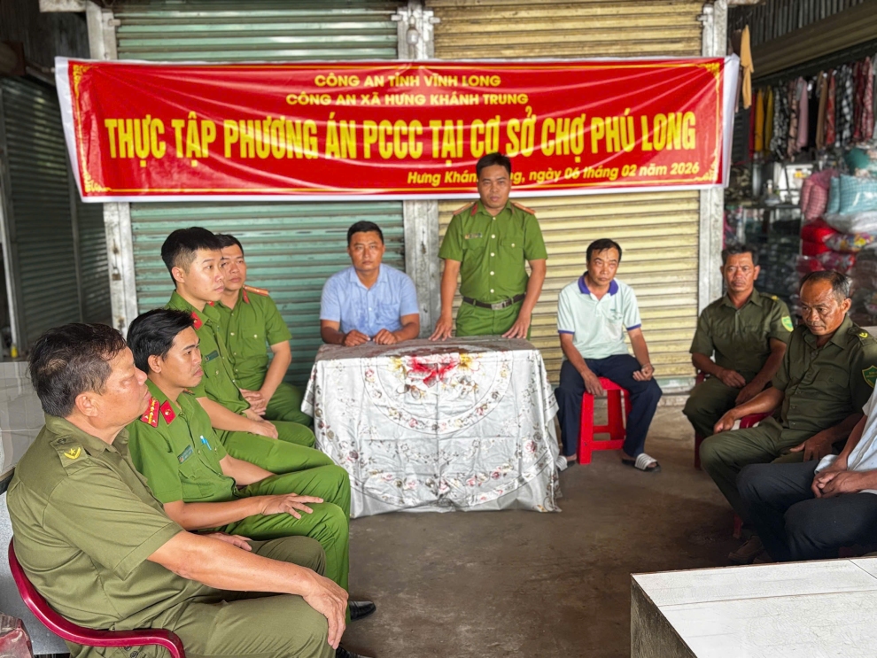 Công an xã Hưng Khánh Trung tổ chức thực tập phương án chữa cháy và cứu nạn, cứu hộ năm 2026