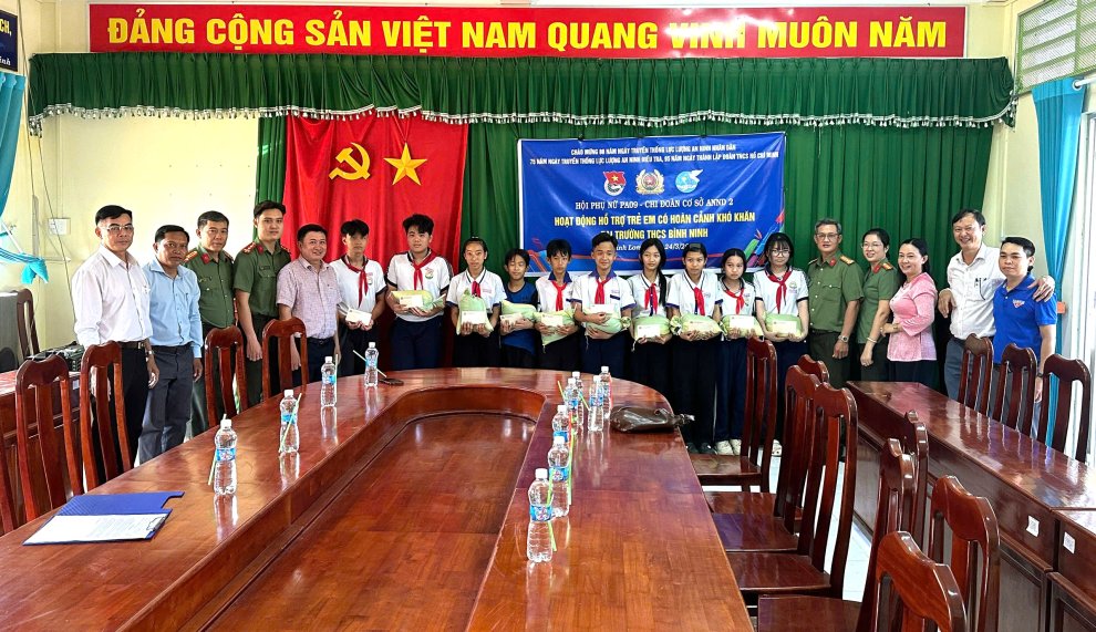 Ảnh tặng quà