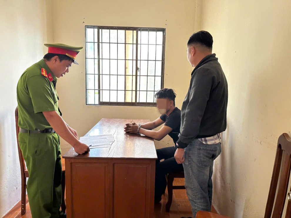 ẢNH TỐNG ĐẠT QĐ