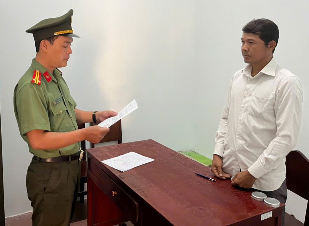 ĐTV tống đạt QĐ KT 2