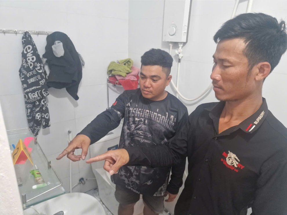 Tài và Tý tại hiện trường vụ việc