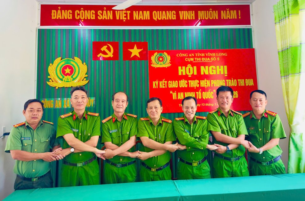 Cụm thi đua số 05 ký kết giao ước thực hiện phong trào thi đua “Vì an ninh Tổ quốc”năm 2026