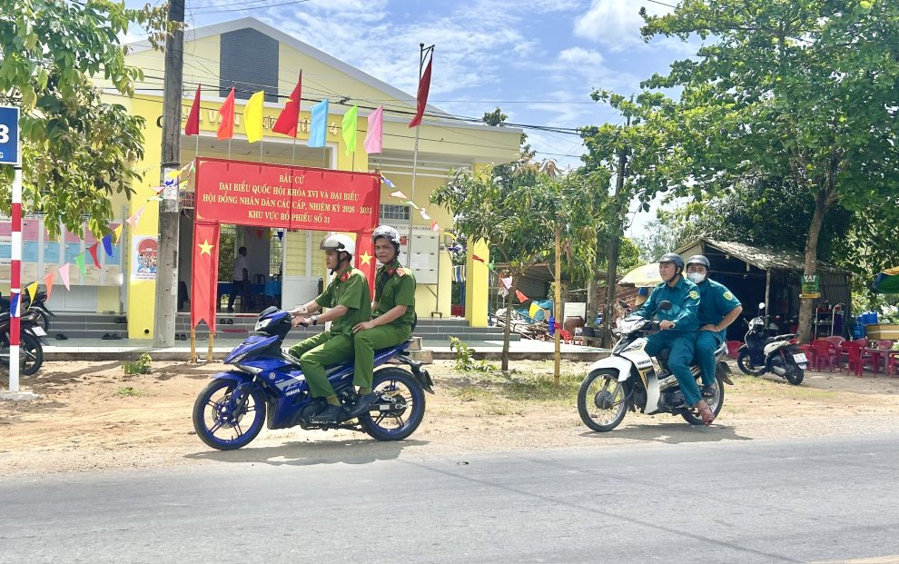 Công an Phường Trà Vinh triển khai phương án phân công lực lượng bảo đảm an ninh trật tự phục vụ bầu cử