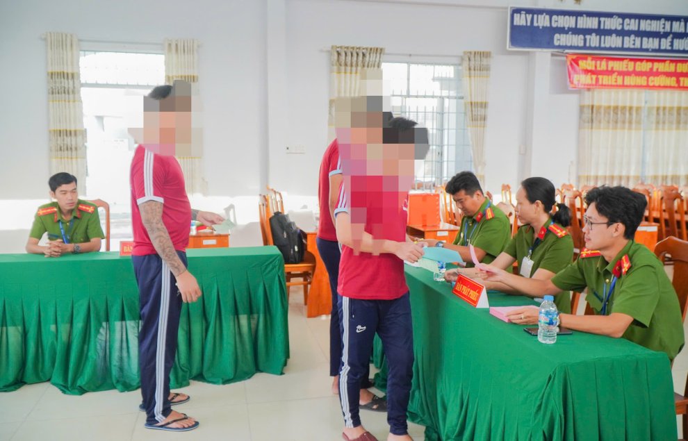 Cơ sở cai nghiện ma túy số 1 tỉnh Vĩnh Long tổ chức bầu cử cho học viên bảo đảm đúng quy định, an toàn