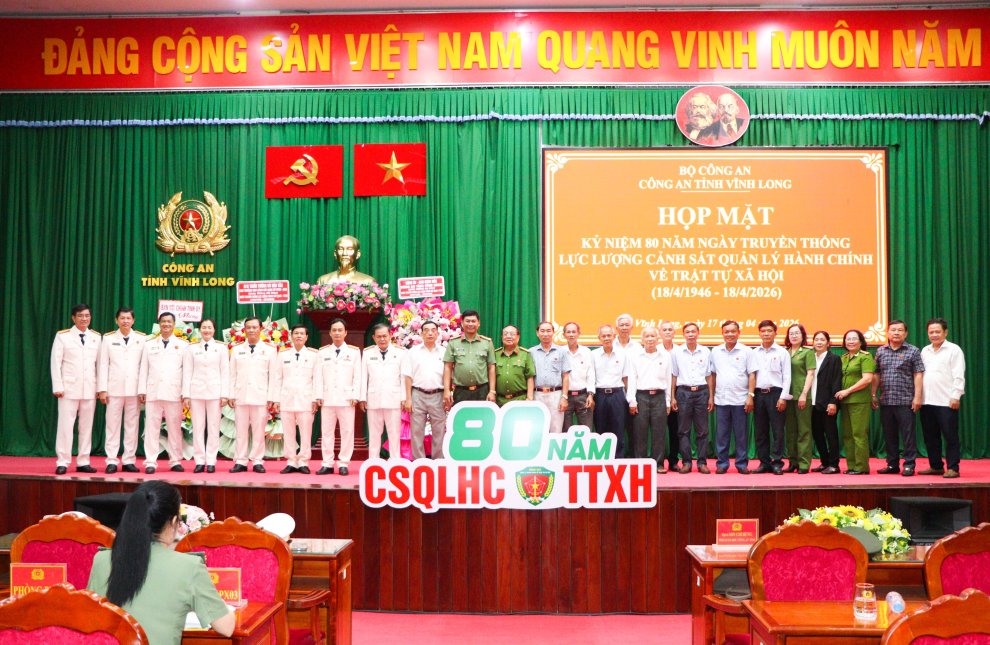 Họp mặt kỷ niệm 80 năm Ngày truyền thống lực lượng Cảnh sát QLHC về TTXH (18/4/1946 - 18/4/2026)