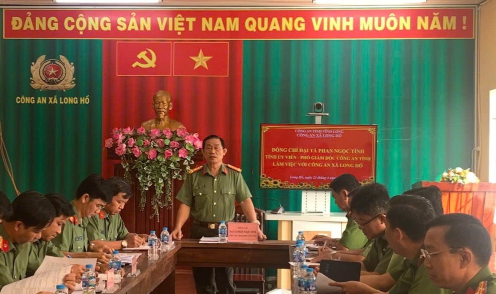 Đại tá Phan Ngọc Tính, tỉnh Ủy viên Phó Giám đốc Công an tỉnh phát biểu chỉ đạo tại buổi làm việc