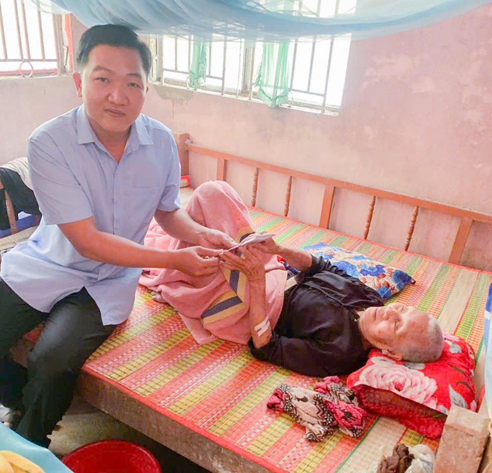Lực lượng Công an đến thăm hỏi, động viên, tuyên truyền thân nhân các phạm nhân (1)