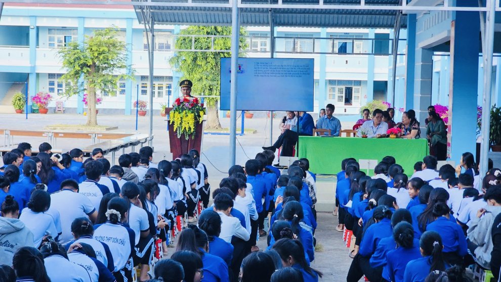 Quang cảnh buổi tuyên truyền