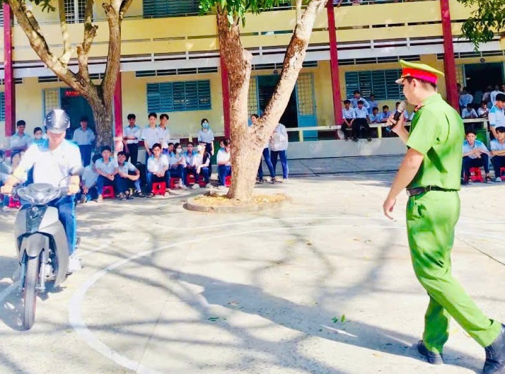 Thực hành bài thi vòng Số 8