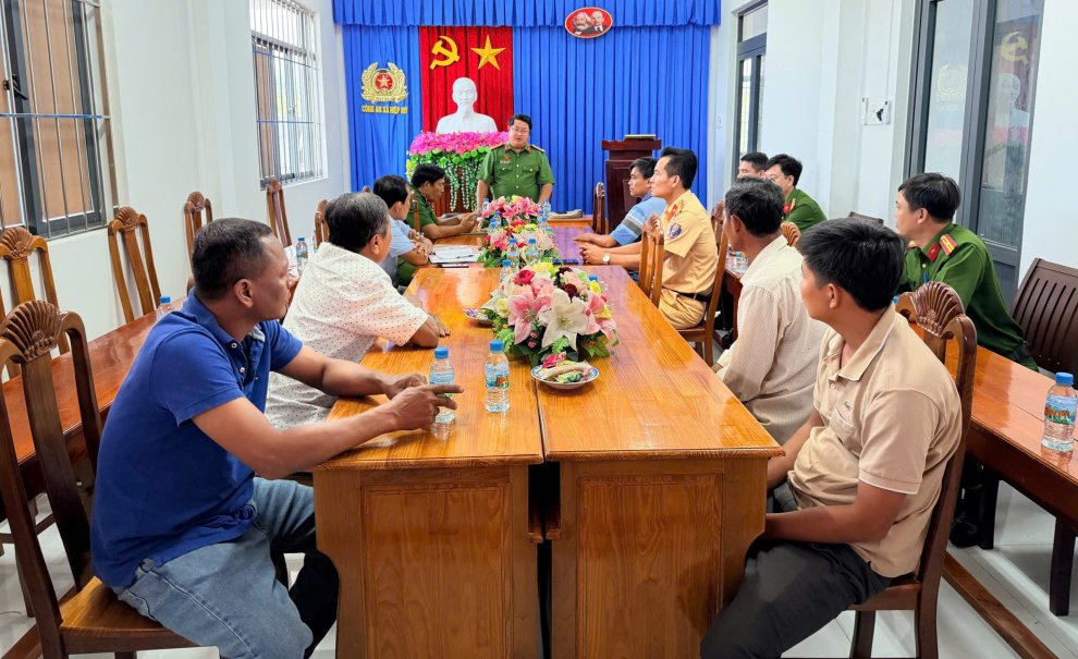 1 Quang cảnh Hội nghị tuyên truyền, phổ biến pháp luật