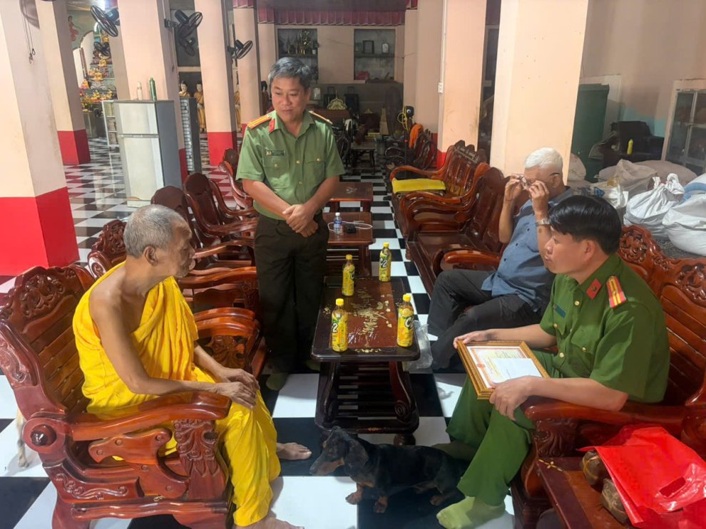 Ảnh chùa Sâm Bua
