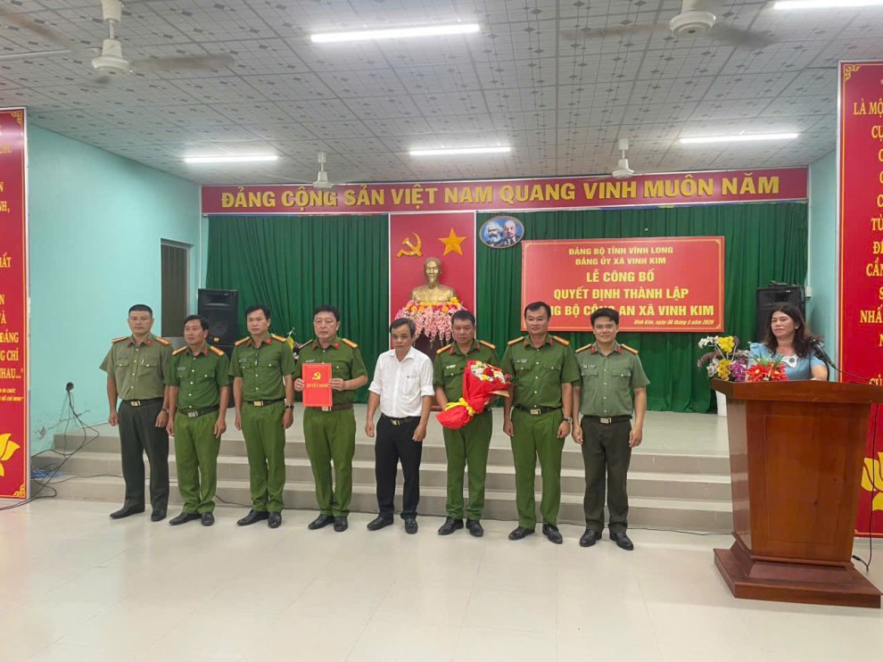 BCH ra tắt