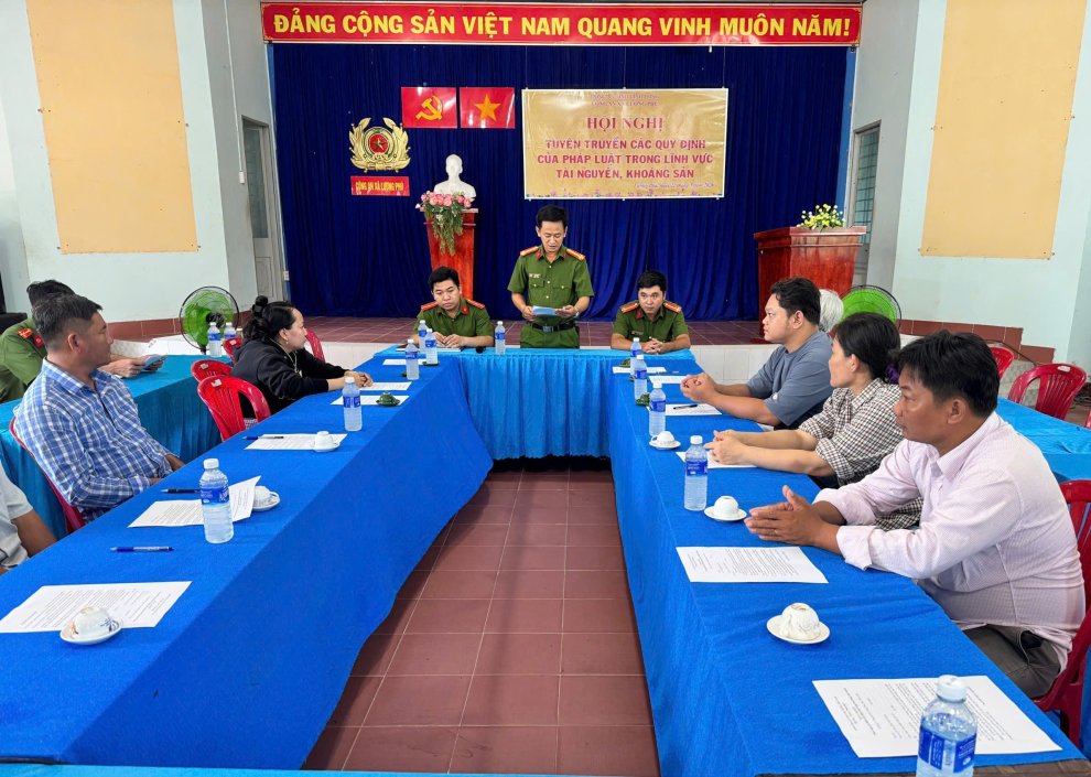 Các đại biểu tham dự Hội nghị