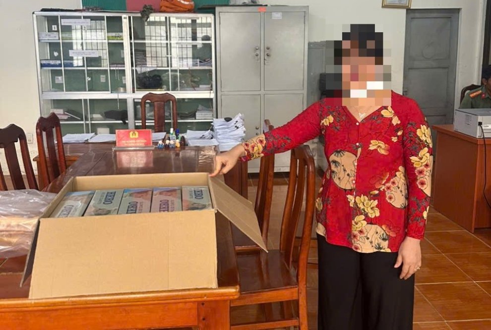 LTUT cùng tang vật tại trụ sở cơ quan Công an