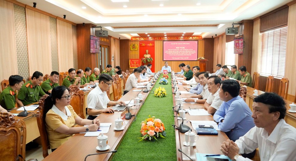 QUANG CANH