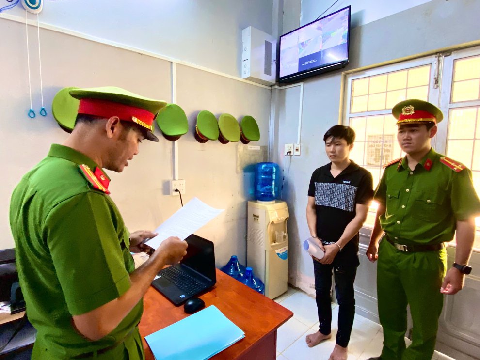 Khởi tố, bắt tạm giam đối tượng sử dụng trái phép chất ma túy