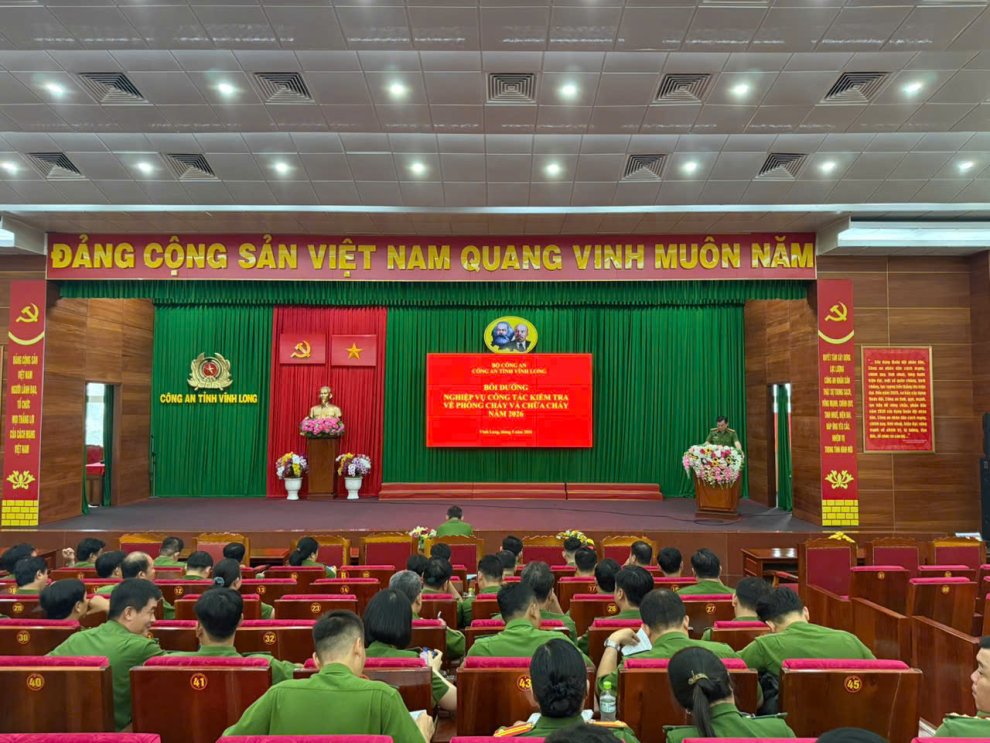 Ảnh 1 Quang cảnh lớp bồi dưỡng