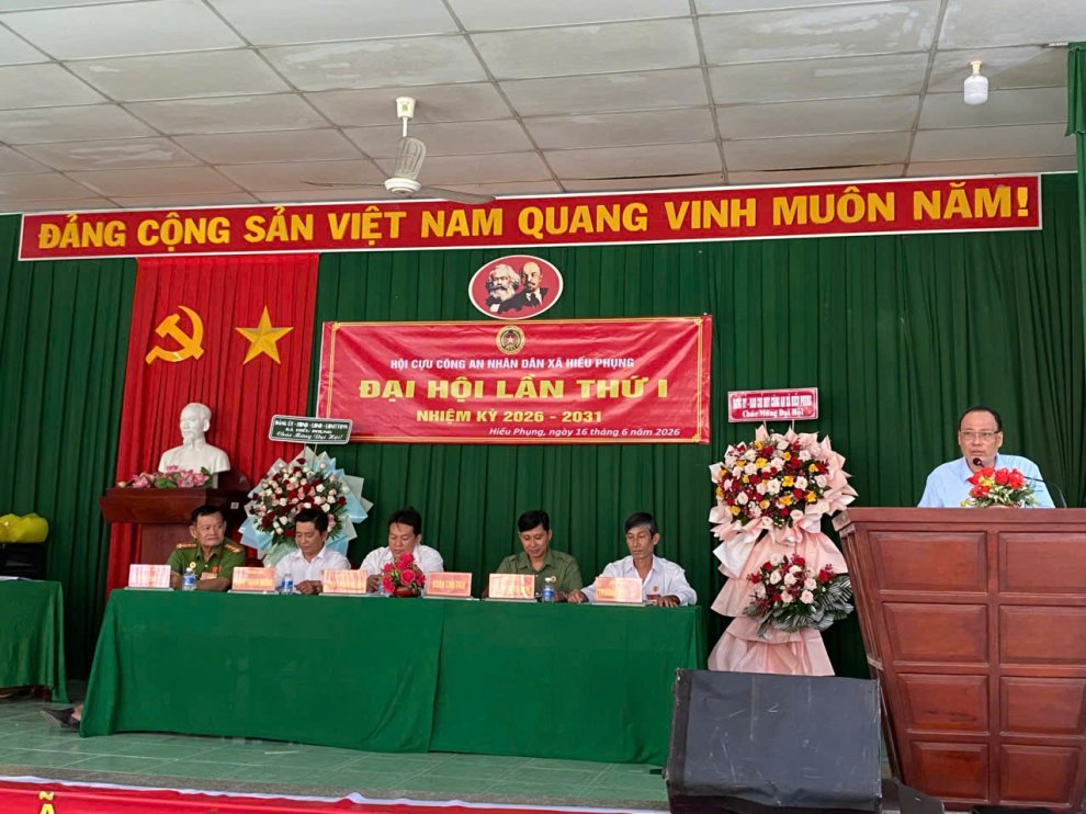 Ảnh Đồng chí Lê Hải Việt, Phó bí thư Đảng ủy xã, Chủ tịch Ủy ban nhân dân xã phát biểu chỉ đạo