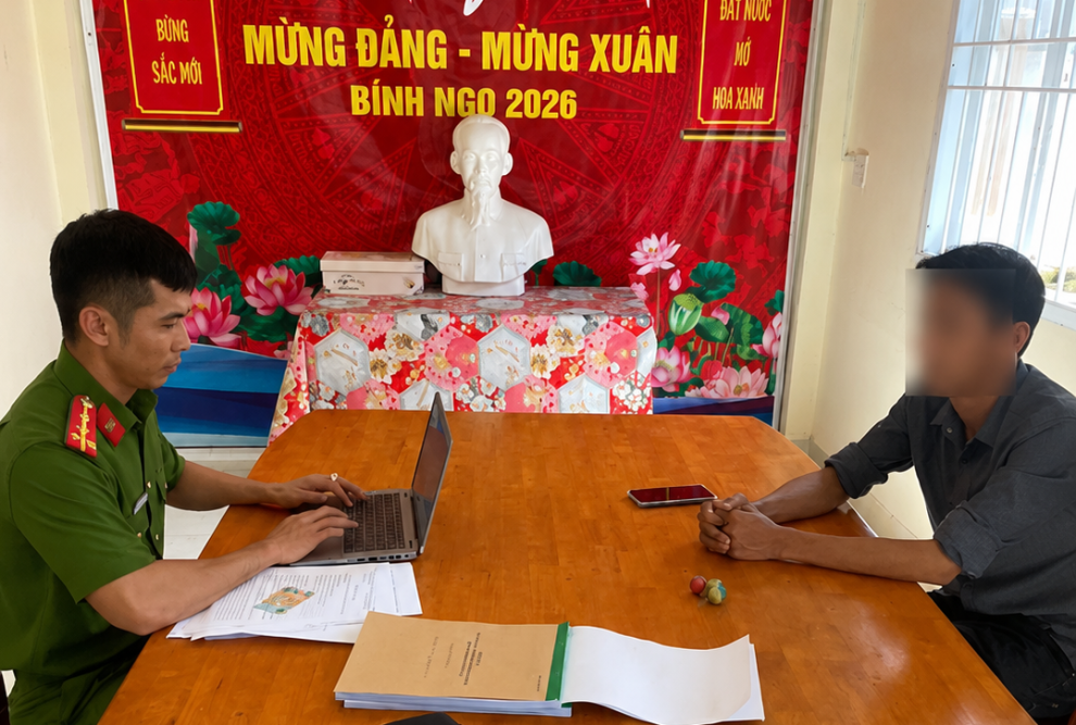 Ảnh làm việc với đối tượng tại cơ quan