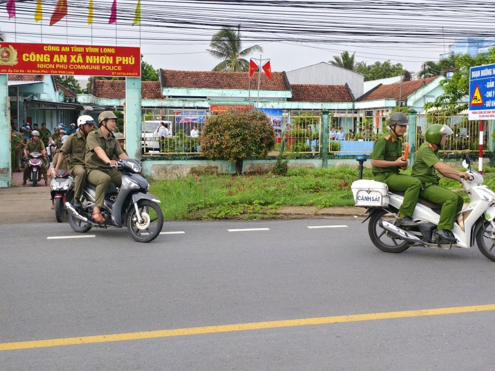 NH5LCL~1