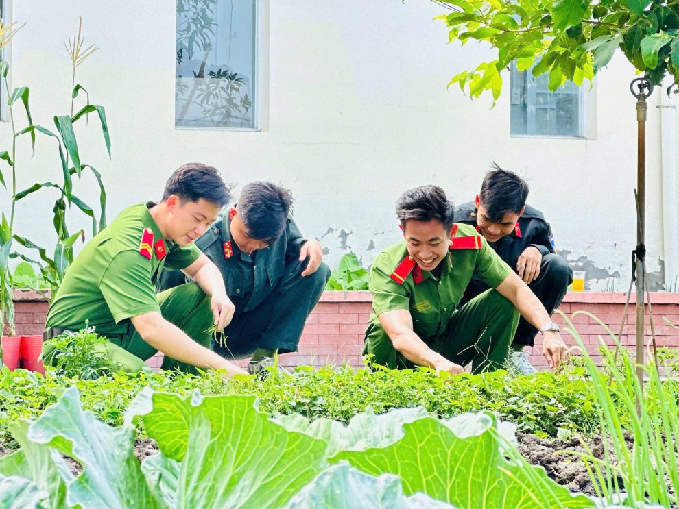 Khi doanh trại là nhà của chiến sĩ Cảnh sát cơ động
