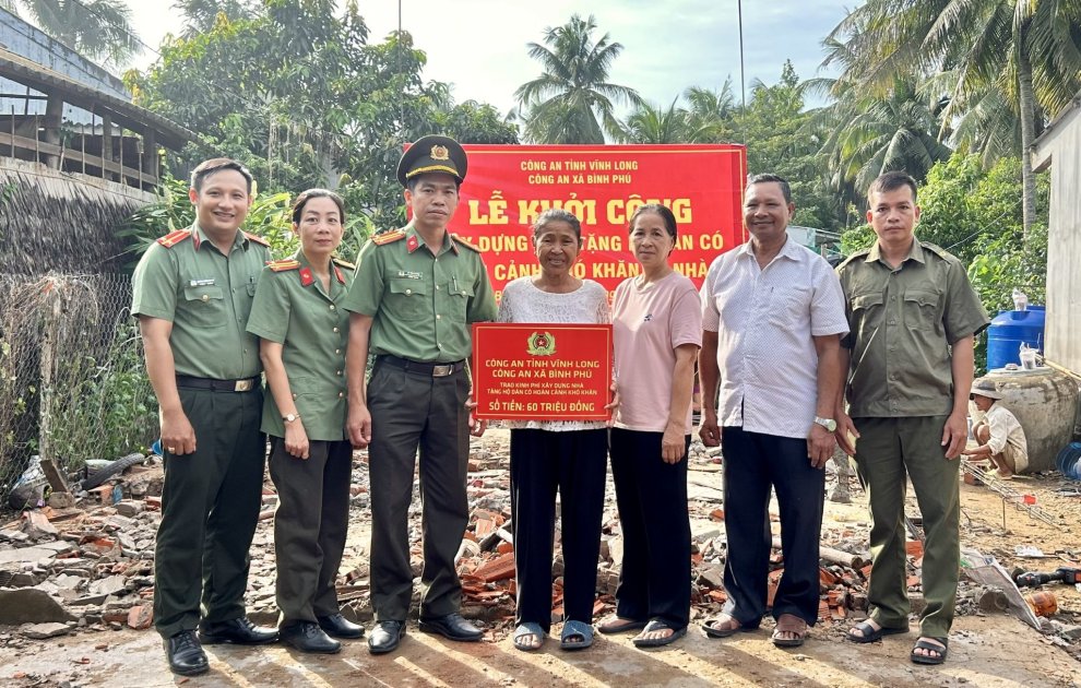 Khởi công xây dựng nhà tình thương tại xã Bình Phú